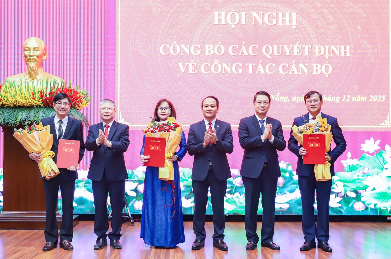 Đà Nẵng công bố nhiều quyết định nhân sự chủ chốt- Ảnh 1.