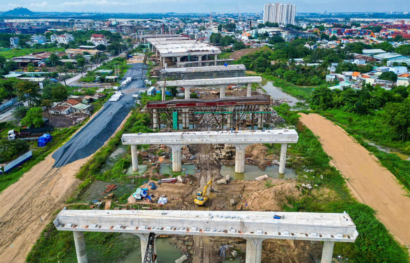 Nút giao nghìn tỷ phức tạp nhất Vành đai 3 trước ngày thông xe kỹ thuật- Ảnh 3.