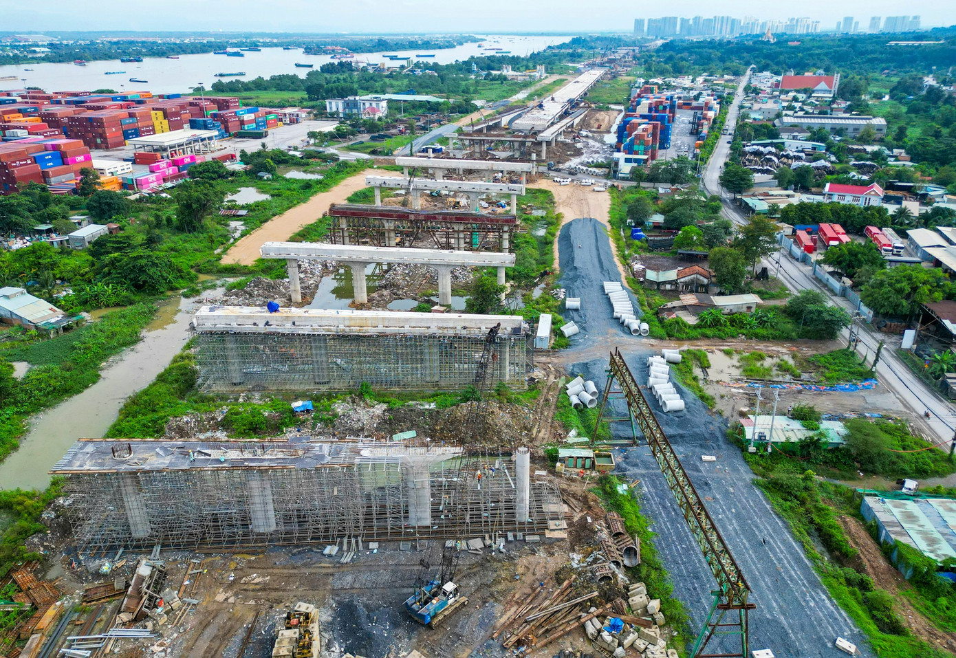 Nút giao nghìn tỷ phức tạp nhất Vành đai 3 trước ngày thông xe kỹ thuật- Ảnh 4.