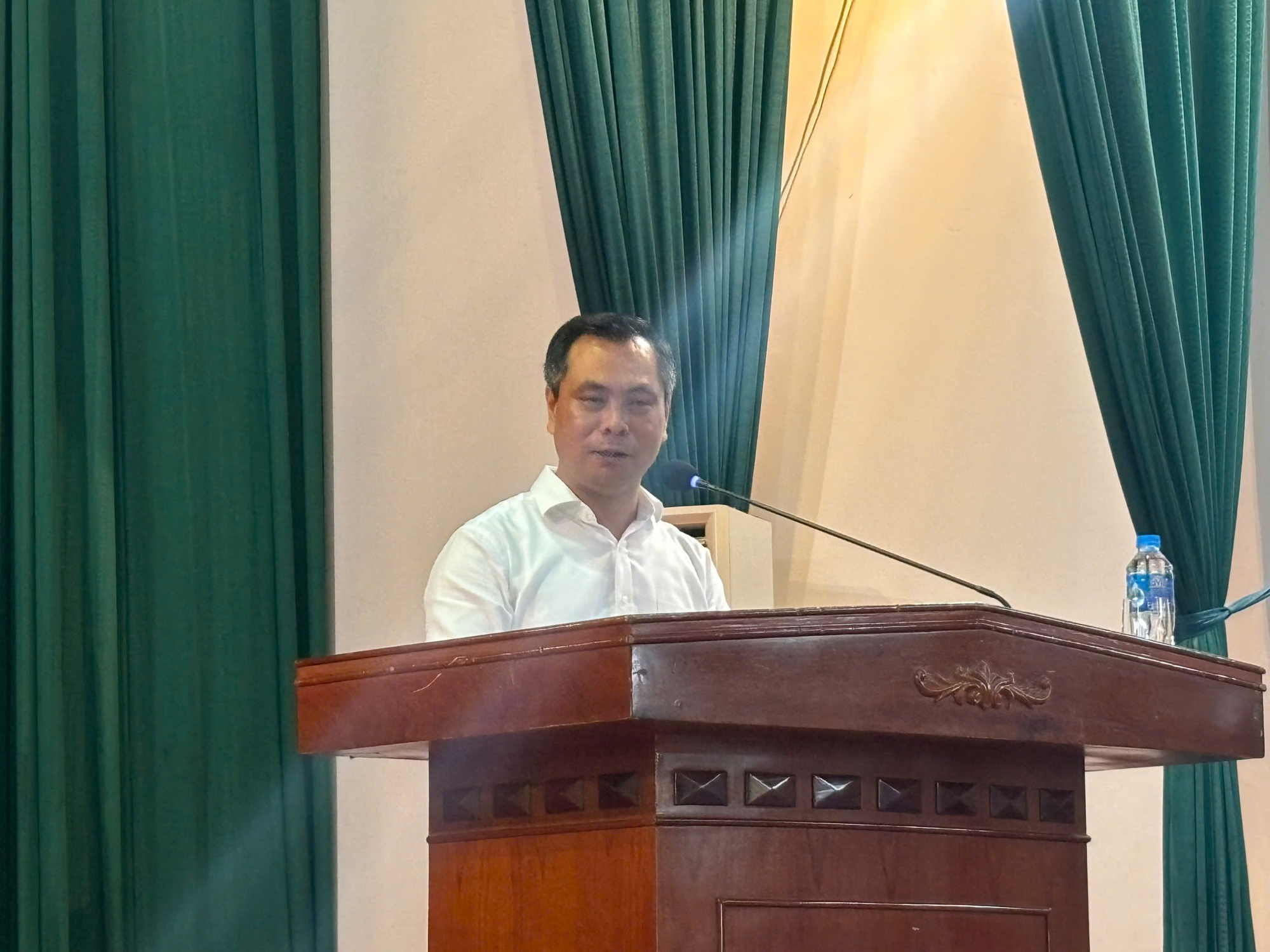 Hiệu trưởng Trường CĐ Du lịch Hà Nội nói "sơ suất", "suy nghĩ đơn giản" khi chi trả tiền A80- Ảnh 1.