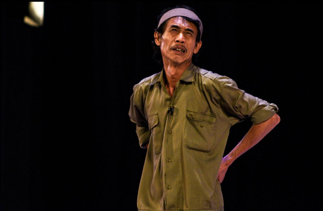 Nam nghệ sĩ là “người đàn ông khắc khổ nhất màn ảnh Việt”, 65 tuổi hạnh phúc bên vợ trẻ, kém 25 tuổi- Ảnh 3.