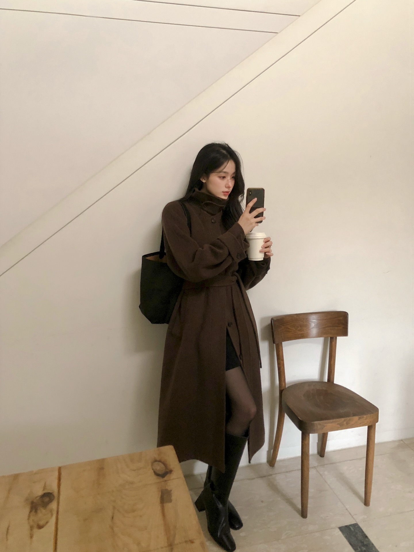 6 món thời trang giúp chị em xây dựng phong cách tối giản cực xuất sắc, sang năm vẫn mặc đẹp- Ảnh 4.