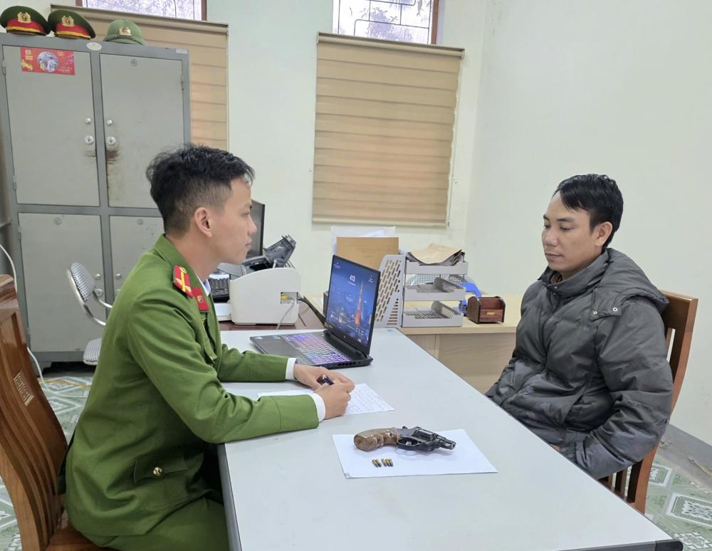 Bắt tạm giam Trương Văn Bạch sinh năm 1986- Ảnh 2. Bắt tạm giam Trương Văn Bạch sinh năm 1986- Ảnh 2.