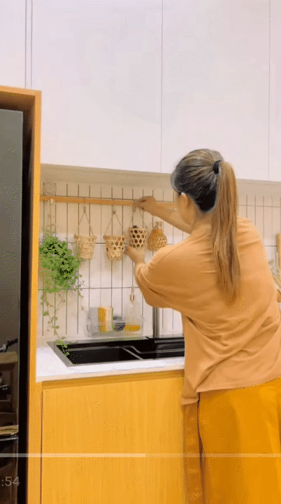 Vợ chồng trẻ chi 2,3 tỉ mua căn 62m² cũ 20 năm: Lý do họ không chọn chung cư mới khiến nhiều người gật gù- Ảnh 8.