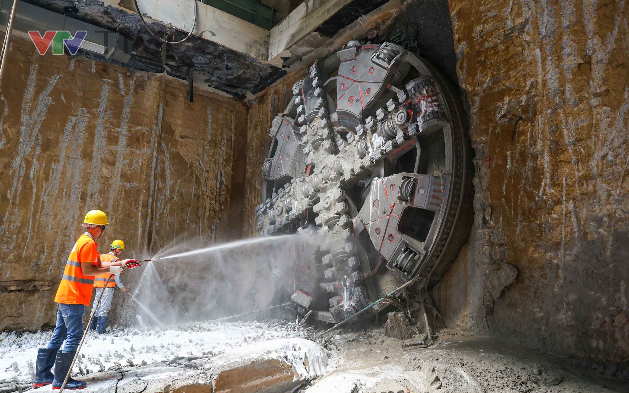Máy đào hầm "Thần Tốc" về đích, hoàn thành khoan 4 ga ngầm tuyến Metro Nhổn - ga Hà Nội- Ảnh 1.