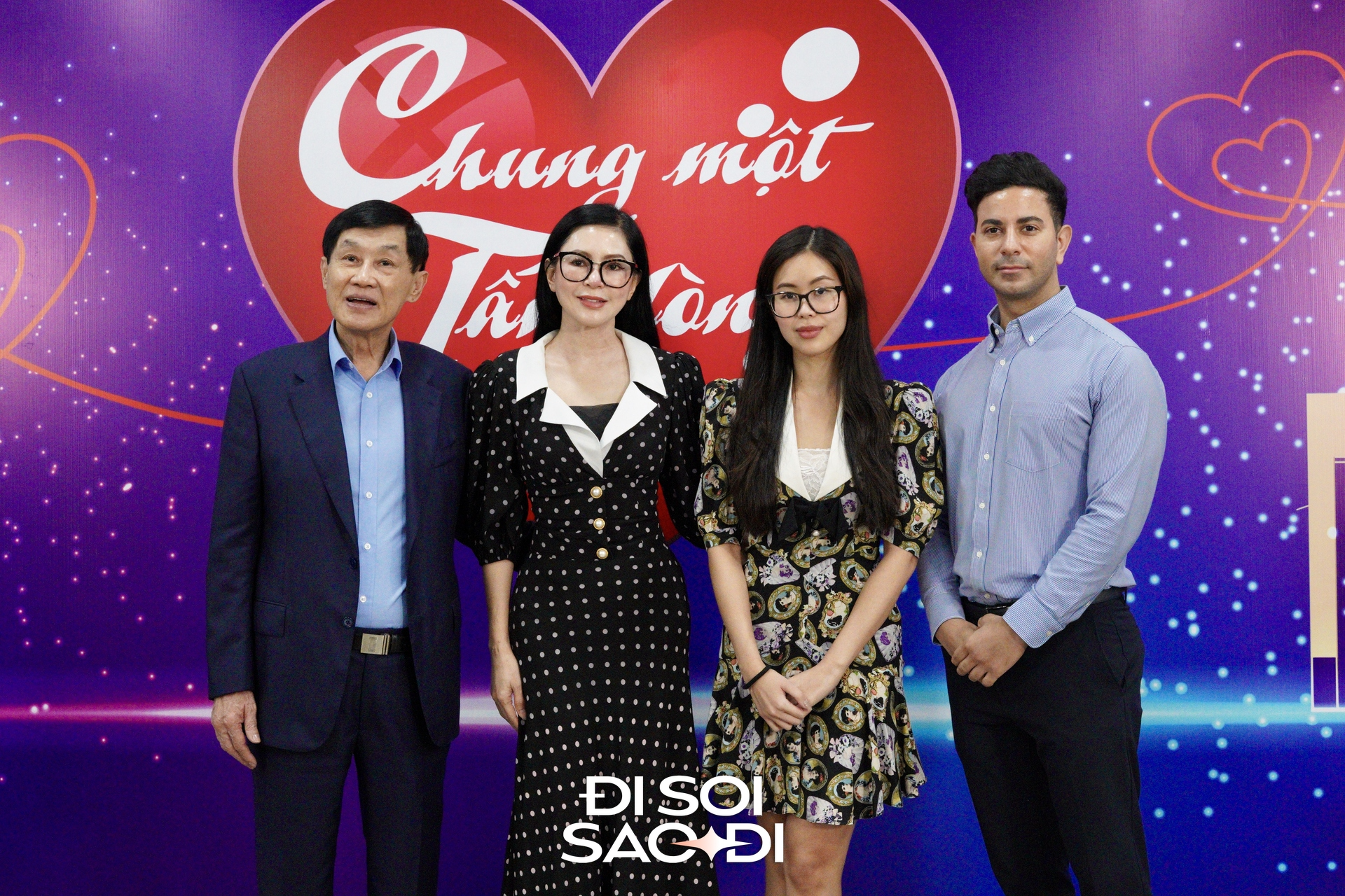 Diện mạo hiện tại của vợ tỷ phú Johnathan Hạnh Nguyễn- Ảnh 3. Diện mạo hiện tại của vợ tỷ phú Johnathan Hạnh Nguyễn- Ảnh 3.