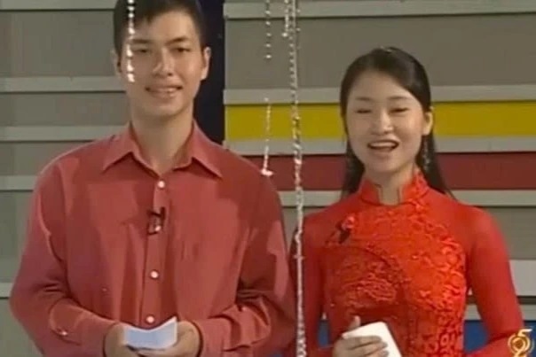 Cuộc sống hiện tại ít ai ngờ của nam MC đẹp trai chỉ dẫn đúng 1 mùa Đường lên đỉnh Olympia rồi… "mất tích"!- Ảnh 1.