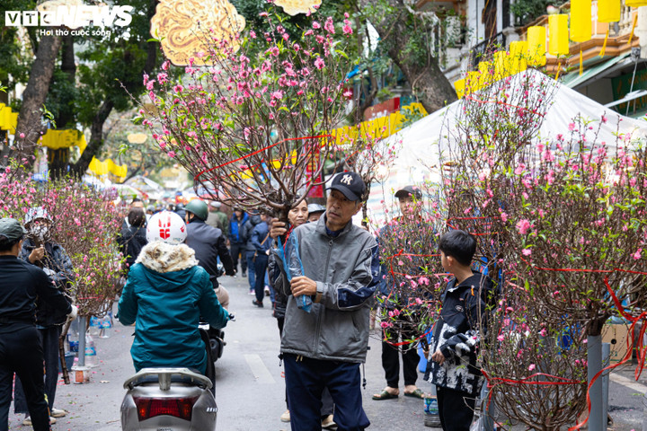 Vì sao dân mạng nói 'năm 2148 Việt Nam đón Tết Nguyên đán 2 lần'?- Ảnh 2.