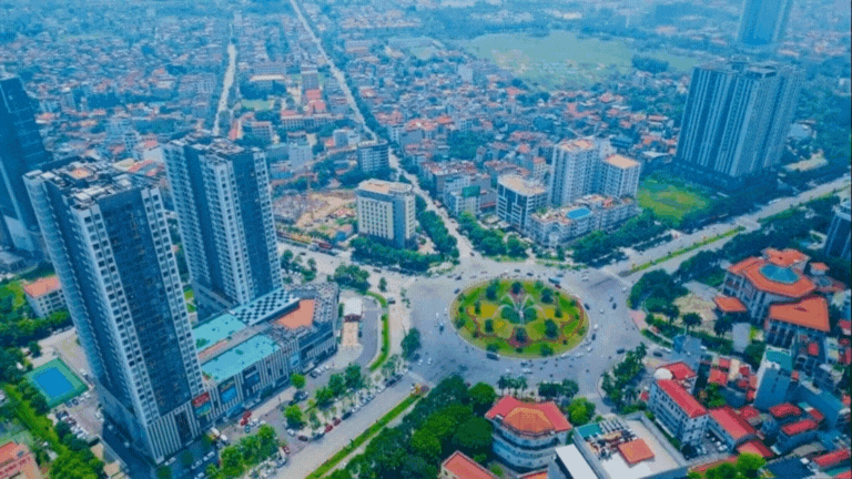 Tỉnh từng là nhỏ nhất Việt Nam đang 'lớn nhanh như thổi' với sân bay hàng đầu thế giới, cảng cạn, cao tốc- Ảnh 1. Tỉnh từng là nhỏ nhất Việt Nam đang 'lớn nhanh như thổi' với sân bay hàng đầu thế giới, cảng cạn, cao tốc- Ảnh 1.