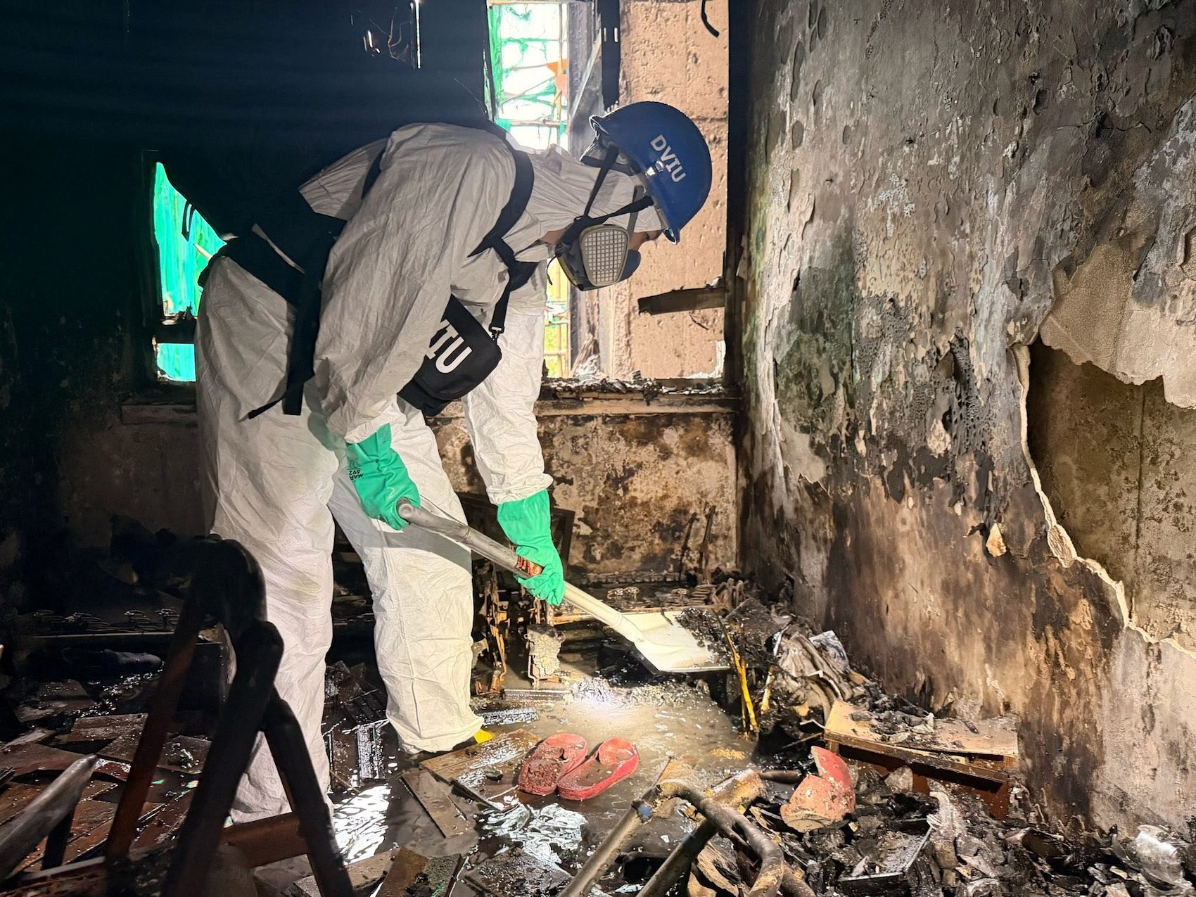 Dừng tìm nạn nhân vụ cháy chung cư Hong Kong, số phận của những người chưa được tìm thấy sẽ thế nào?- Ảnh 5. Dừng tìm nạn nhân vụ cháy chung cư Hong Kong, số phận của những người chưa được tìm thấy sẽ thế nào?- Ảnh 5.