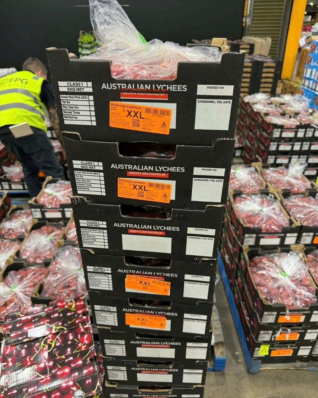 Vải thiều Úc giá gần 5 triệu/thùng 5 kg ở Việt Nam - Ảnh 3.