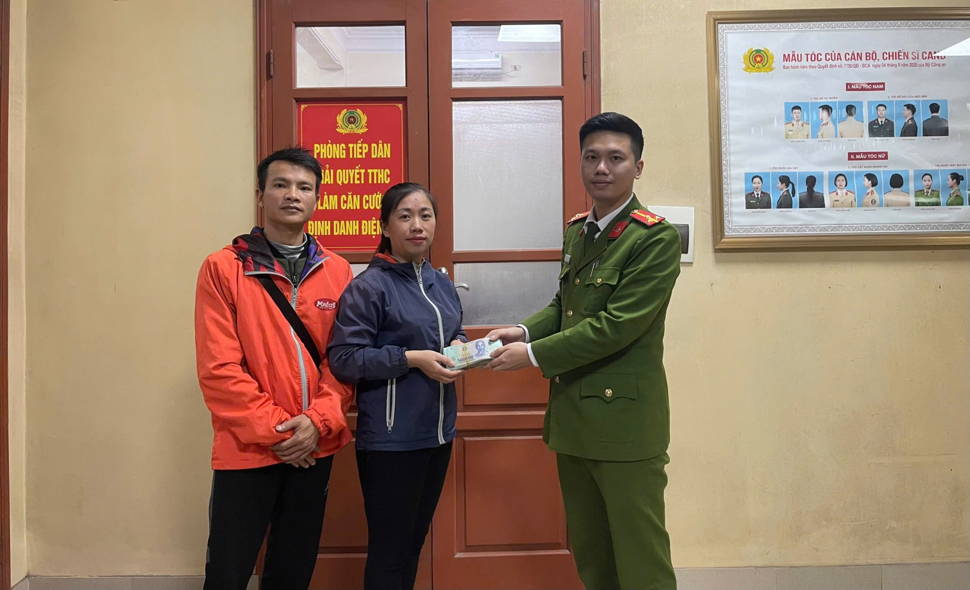 Bất ngờ được ngân hàng VietinBank thông báo tài khoản nhận 150 triệu đồng - Ảnh 1.