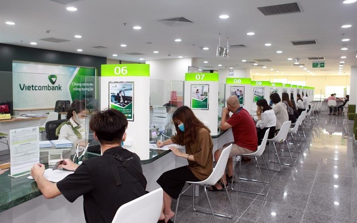 Từ năm 2025: Có 5 trường hợp tài khoản bị Vietcombank, VietinBank, Agribank... tạm ngừng toàn bộ giao dịch rút/chuyển tiền- Ảnh 1. Từ năm 2025: Có 5 trường hợp tài khoản bị Vietcombank, VietinBank, Agribank... tạm ngừng toàn bộ giao dịch rút/chuyển tiền- Ảnh 1.
