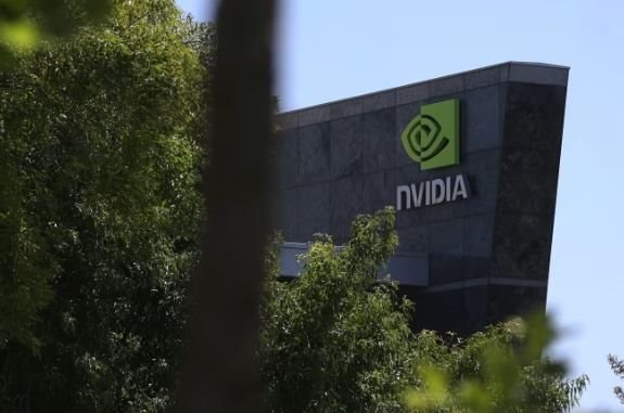 Chip AI của Nvidia sẽ phải trải qua quy trình kiểm tra an ninh bất thường trước khi xuất khẩu- Ảnh 2.