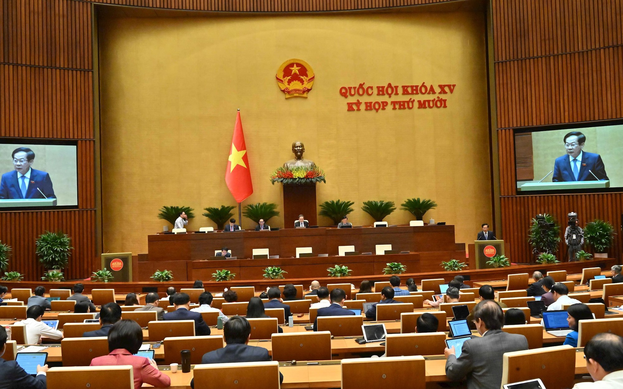 Từ 1-7-2026: Viên chức được làm thêm và góp vốn lập doanh nghiệp- Ảnh 1.