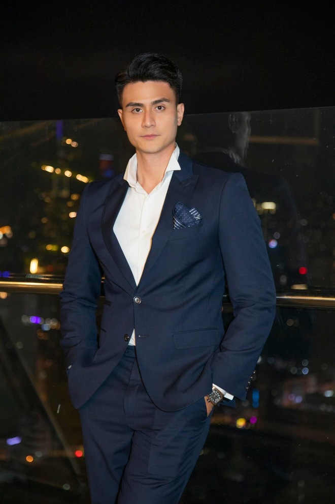 Mỹ nam Vbiz đánh úp công khai con đầu lòng sau 2 năm kết hôn với vợ gia thế khủng?- Ảnh 5. Mỹ nam Vbiz đánh úp công khai con đầu lòng sau 2 năm kết hôn với vợ gia thế khủng?- Ảnh 5.