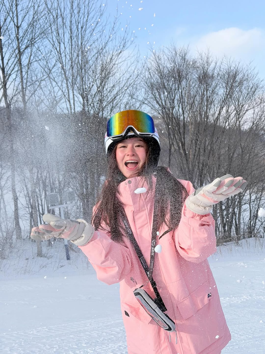 Hot girl Việt cảnh báo khách du lịch Cáp Nhĩ Tân, ra đường bị bỏng đỏ bừng mặt- Ảnh 1. Hot girl Việt cảnh báo khách du lịch Cáp Nhĩ Tân, ra đường bị bỏng đỏ bừng mặt- Ảnh 1.