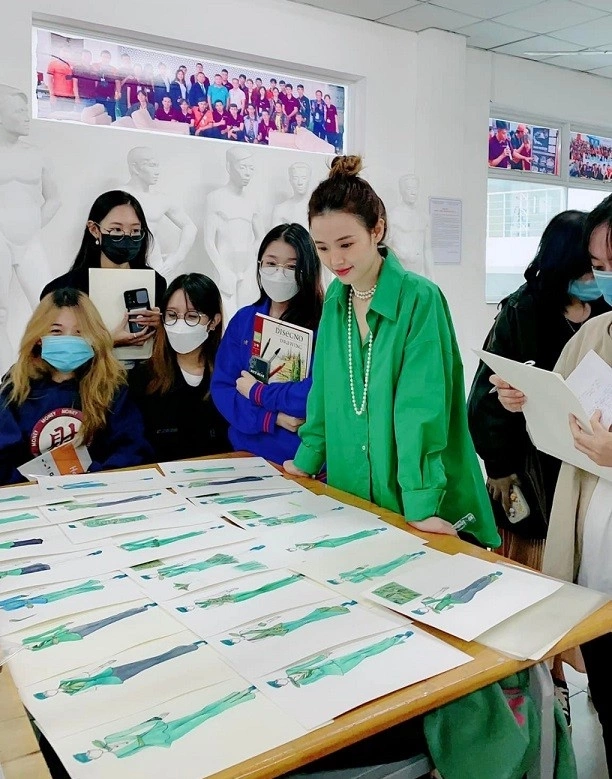 - Ảnh 6. - Ảnh 6.