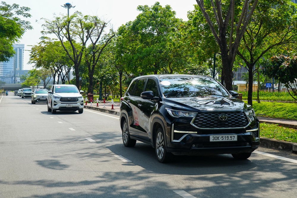 Doanh số thị trường ô tô Việt Nam tháng 11: Honda 'hụt hơi' trong khi phân khúc xe gầm cao SUV vẫn là điểm sáng - Ảnh 1.