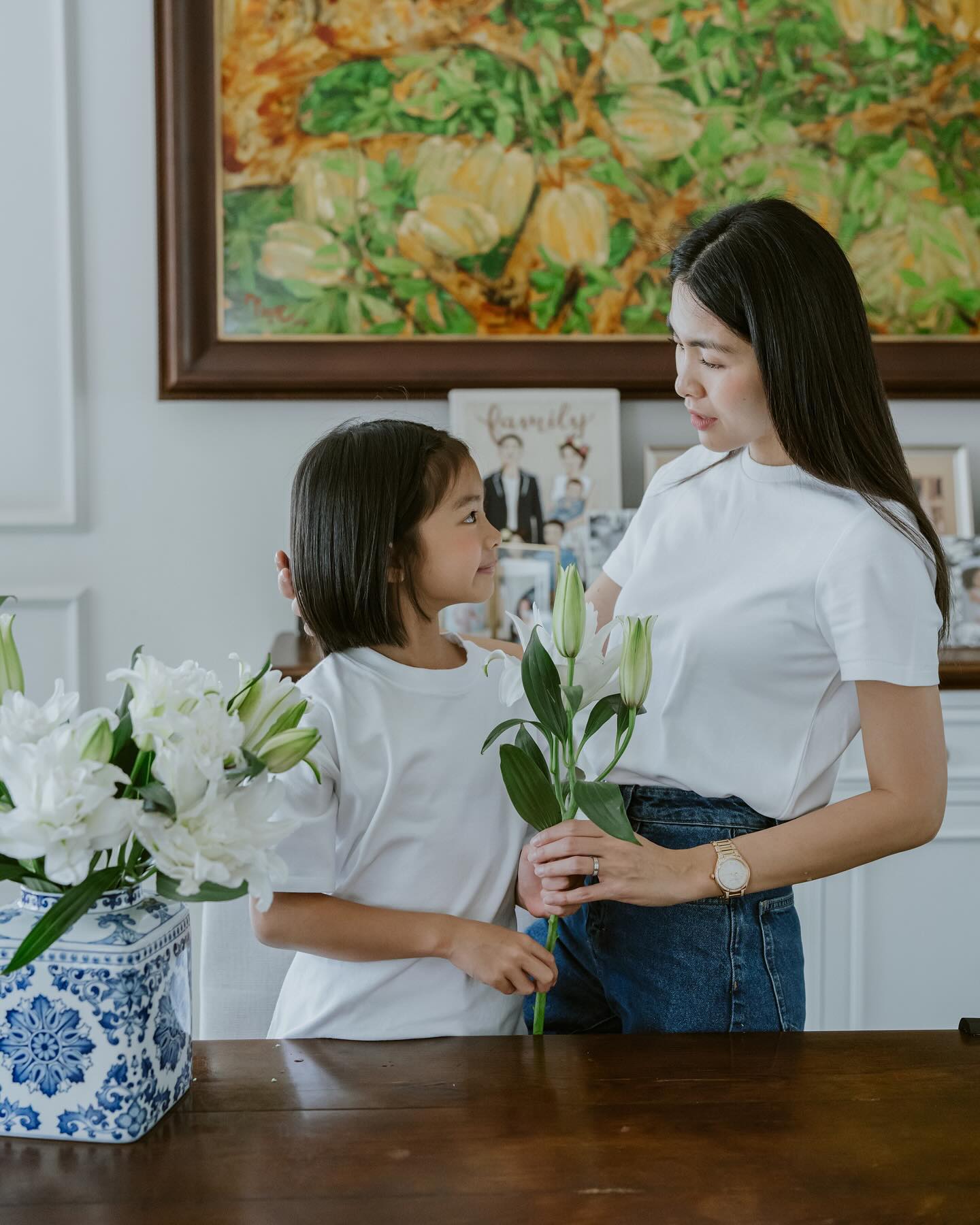 Mẹ 3 con Hà Tăng và đôi mắt in hằn dấu vết tuổi tác: "Đây là một kiệt tác của hành trình làm mẹ" - Ảnh 8. Mẹ 3 con Hà Tăng và đôi mắt in hằn dấu vết tuổi tác: "Đây là một kiệt tác của hành trình làm mẹ" - Ảnh 8.