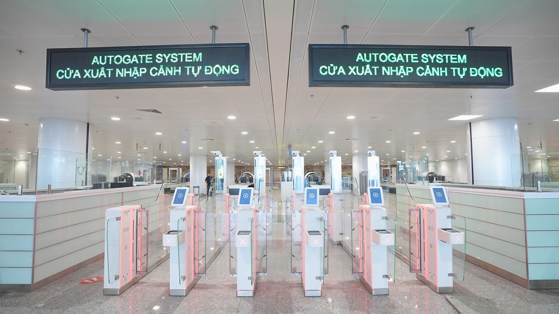 Sân bay nổi tiếng Việt Nam rót 5.000 tỷ đồng xây nhà ga 5 sao, có cả 'phi thuyền' soi chiếu xịn nhất thế giới - Ảnh 8.