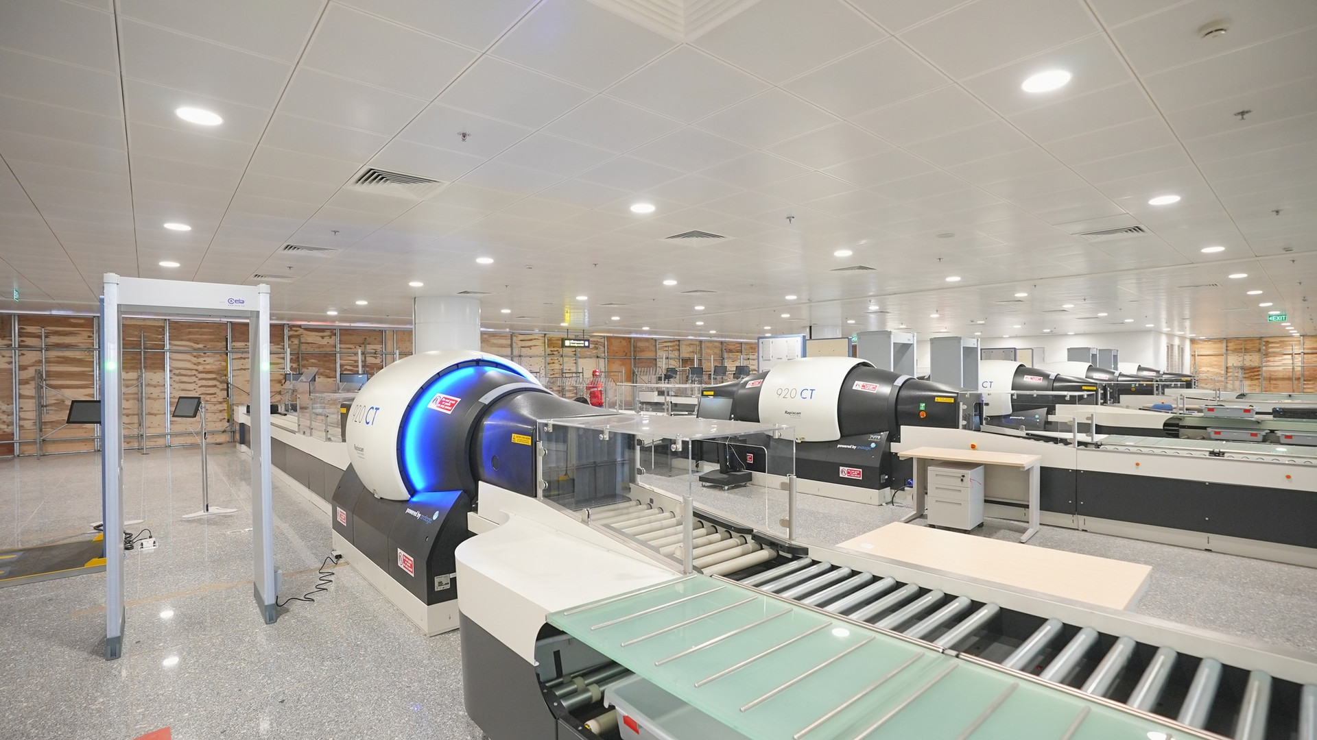 Sân bay nổi tiếng Việt Nam rót 5.000 tỷ đồng xây nhà ga 5 sao, có cả 'phi thuyền' soi chiếu xịn nhất thế giới - Ảnh 12.