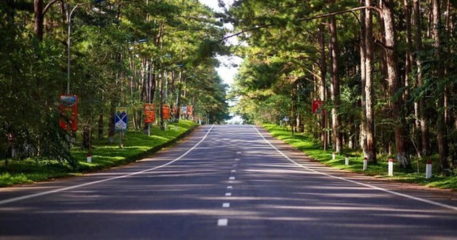 Từng "sôi sục" vì sốt đất và được ví như Đà Lạt thứ 2 của Tây Nguyên, nơi đây sắp được kết nối bằng tuyến cao tốc hơn 25.000 tỷ đồng - Ảnh 1. Từng "sôi sục" vì sốt đất và được ví như Đà Lạt thứ 2 của Tây Nguyên, nơi đây sắp được kết nối bằng tuyến cao tốc hơn 25.000 tỷ đồng - Ảnh 1.