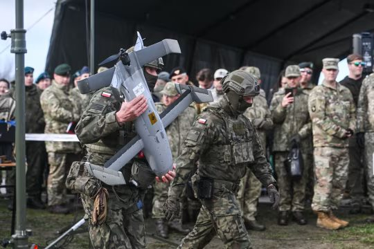 Sức mạnh gần như toàn diện, vậy mà Nga vẫn xếp sau đối thủ ở "chiến trường khốc liệt nhất thế giới"- Ảnh 2.