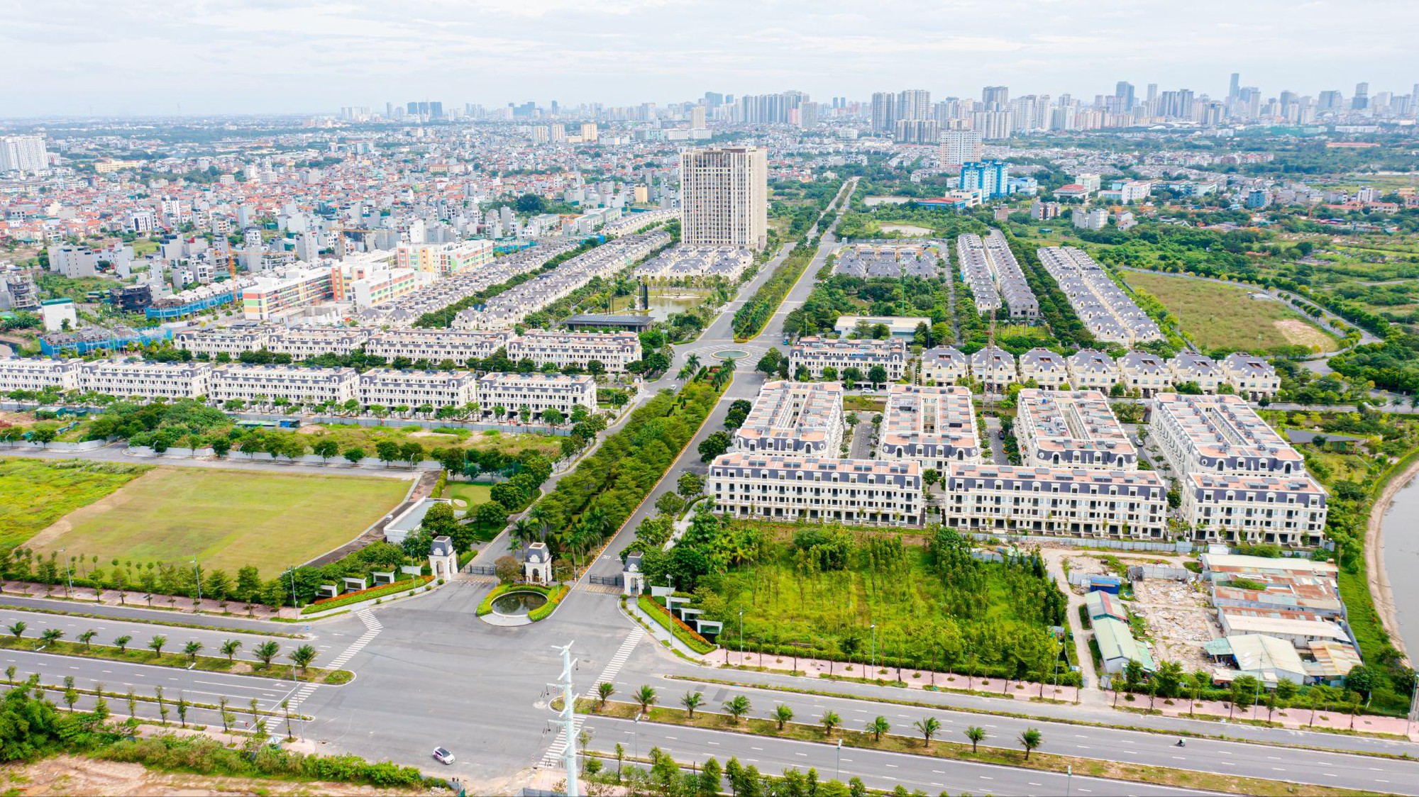 Shophouse 2 mặt tiền Anlac Green Symphony: “Chìa khóa vàng” khai thác thịnh vượng - Ảnh 2. Shophouse 2 mặt tiền Anlac Green Symphony: “Chìa khóa vàng” khai thác thịnh vượng - Ảnh 2.