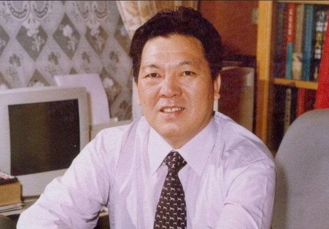 Thừa kế 2 tỷ USD rồi đốt sạch ở tuổi 22 vì một phụ nữ, bị truy lùng và cấm xuất cảnh: Câu chuyện ‘công tử giàu nhất tỉnh’ của đế chế ngành gang thép Sơn Tây- Ảnh 1.