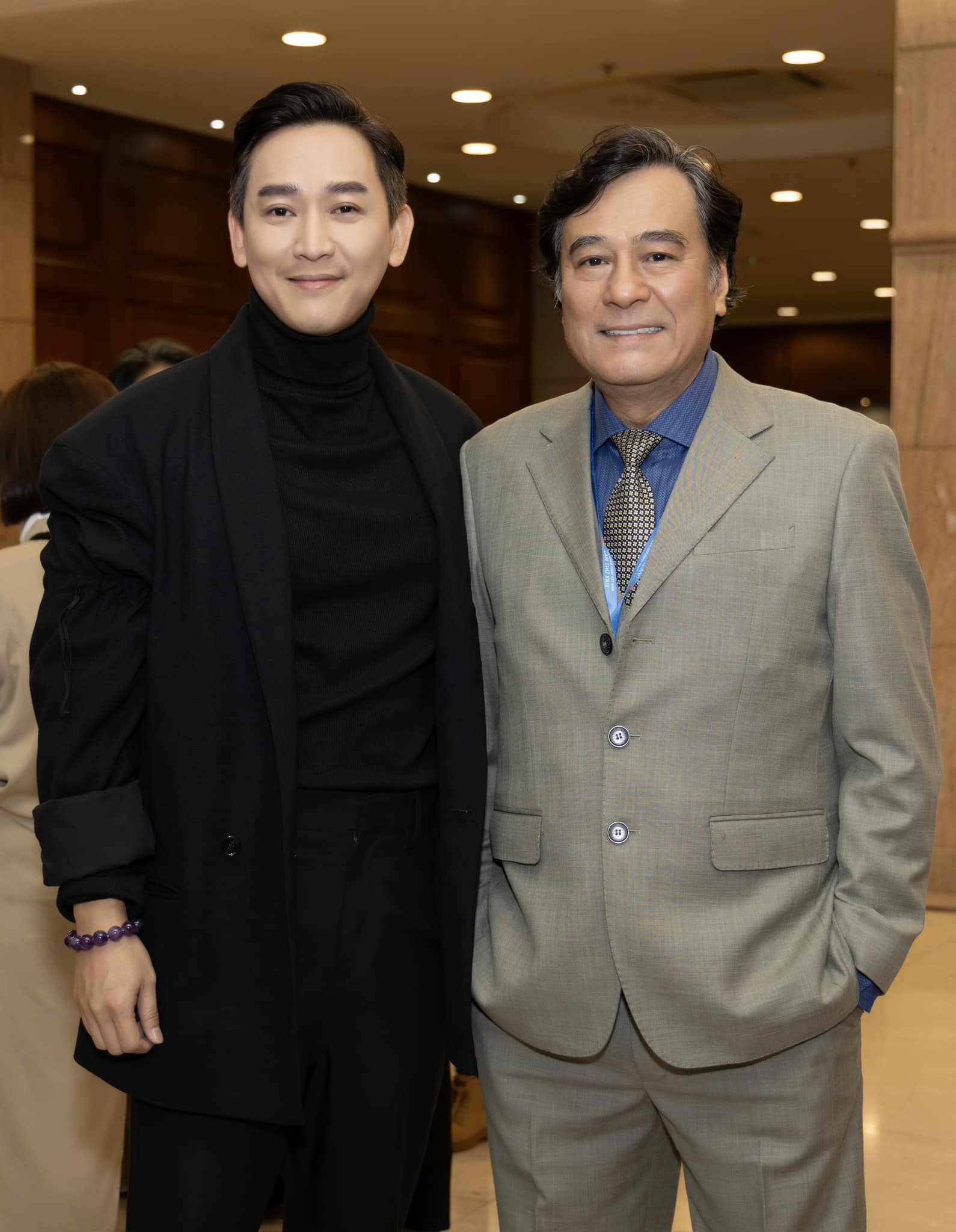 Nam NSND nổi tiếng cả nước với vai đào hoa, có hàng trăm “người tình màn ảnh” nhưng ngoài đời trái ngược bất ngờ- Ảnh 10. Nam NSND nổi tiếng cả nước với vai đào hoa, có hàng trăm “người tình màn ảnh” nhưng ngoài đời trái ngược bất ngờ- Ảnh 10.