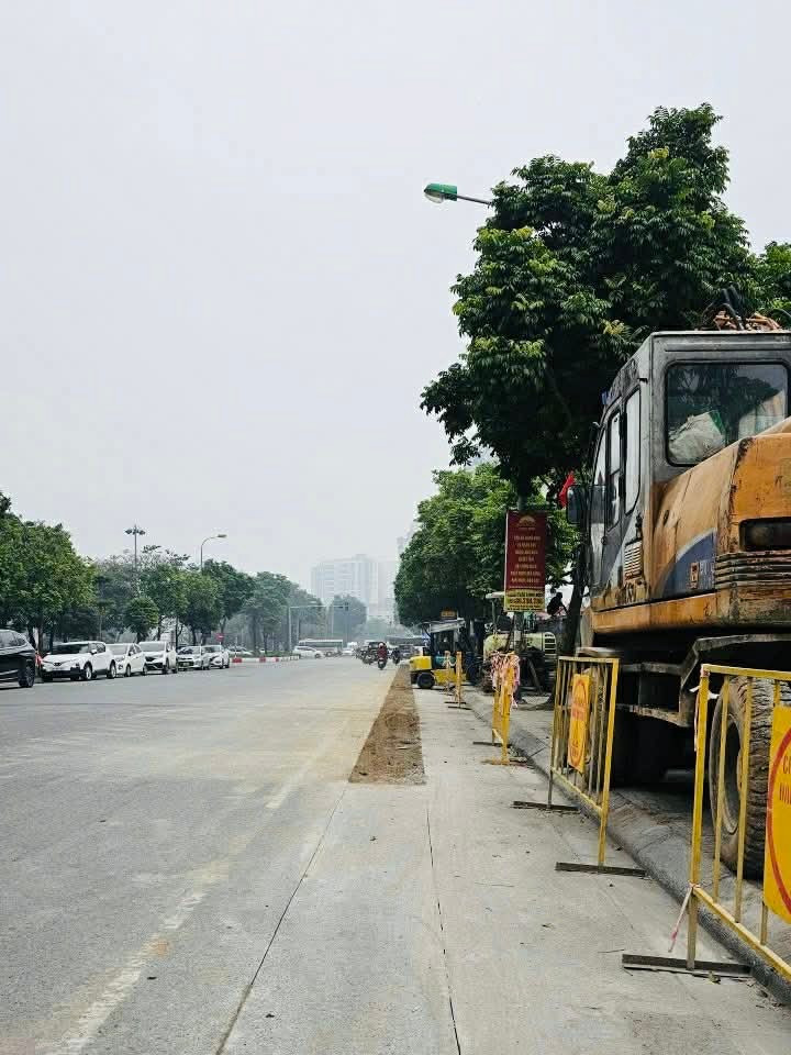 Hà Nội dừng cấp phép đào lòng lề đường, vỉa hè và lời giải cho bài toán môi trường- Ảnh 3.