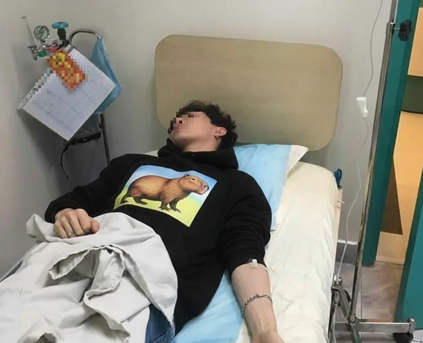 Cả nhà 3 người cùng mắc ung thư tuyến tụy, người mẹ òa khóc: “Tôi hứa không làm vậy khi nấu ăn nữa!” - Ảnh 1.