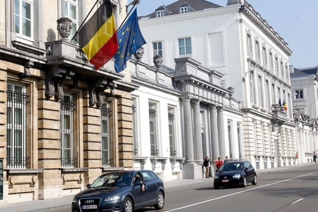 Bỉ sẽ bị cô lập cùng Hungary nếu không đồng ý tịch thu tài sản đóng băng- Ảnh 1.