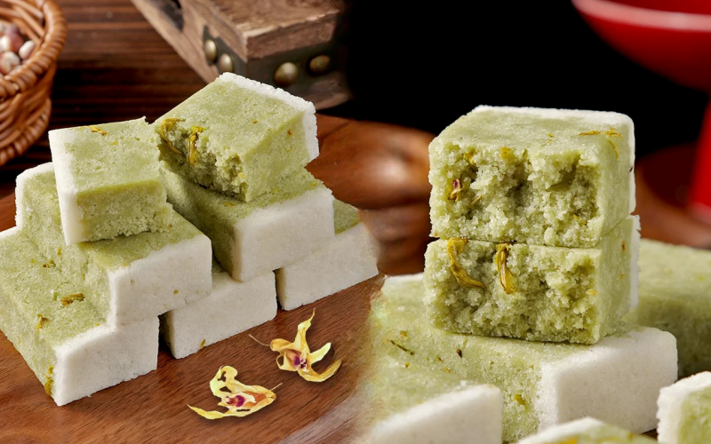 Về vùng núi sương mù tìm bánh "tiên dược": Thứ quà vặt lạ lùng khiến phụ nữ xưa ăn vào là "mặt hoa da phấn" - Ảnh 1. Về vùng núi sương mù tìm bánh "tiên dược": Thứ quà vặt lạ lùng khiến phụ nữ xưa ăn vào là "mặt hoa da phấn" - Ảnh 1.