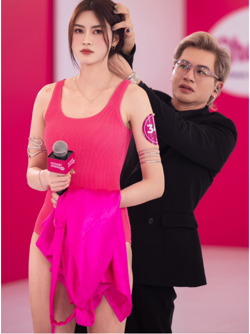 Ngắm đôi chân dài 1m15 của mỹ nhân đấu kiếm Việt, "bản sao Hoa hậu Đỗ Hà" ở SEA Games 33 - Ảnh 7.