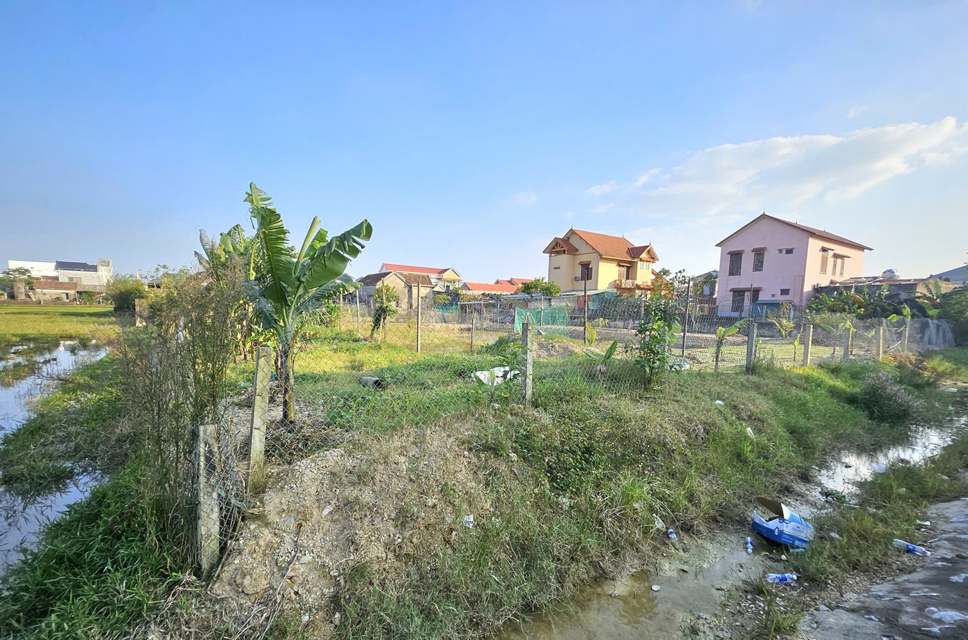 Quảng Trị: Sẽ thu hồi 1.500m² đất cho gia đình nguyên bí thư phường thuê 500.000 đồng/năm- Ảnh 2.