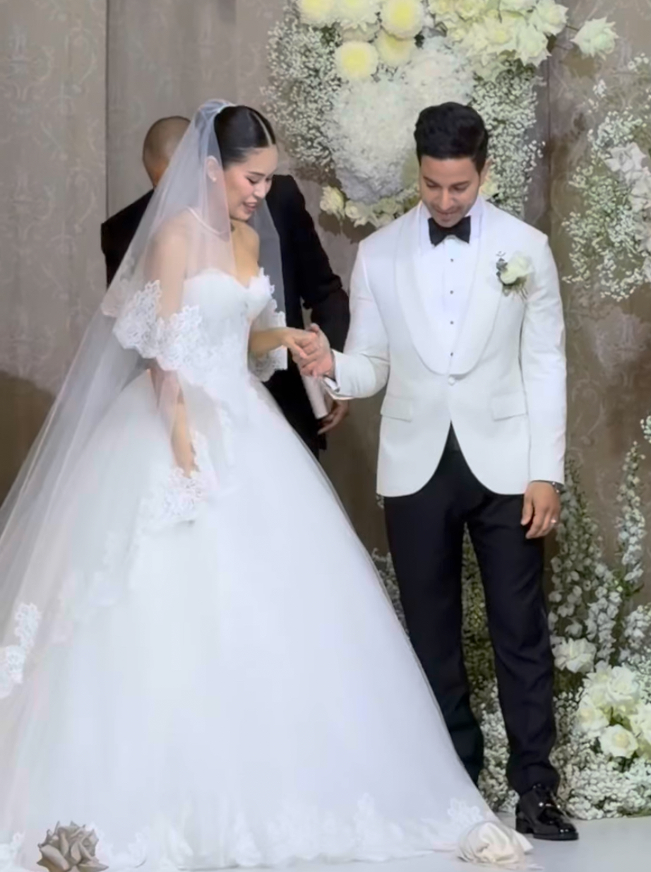 Tỷ phú Johnathan Hạnh Nguyễn tổ chức siêu đám cưới cho con gái: Nhận xét từ truyền thông quốc tế- Ảnh 7.