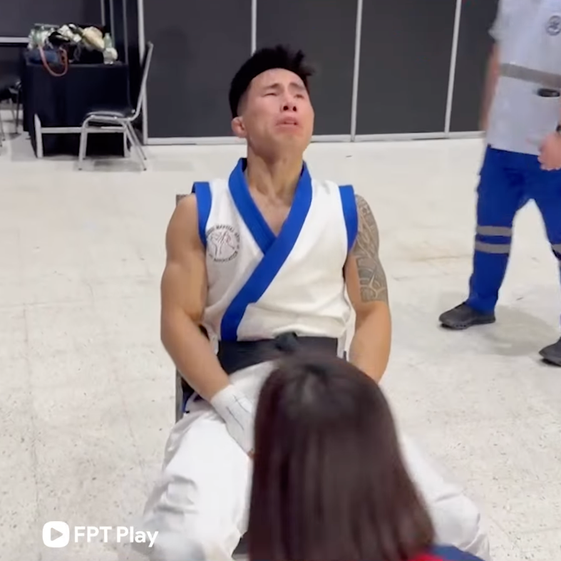 Thanh niên chạy xe ôm thành võ sĩ MMA đi thi SEA Games: 100 triệu người Việt xúc động vì 1 chi tiết- Ảnh 2.