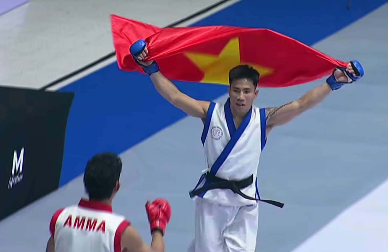 Thanh niên chạy xe ôm thành võ sĩ MMA đi thi SEA Games: 100 triệu người Việt xúc động vì 1 chi tiết- Ảnh 4.
