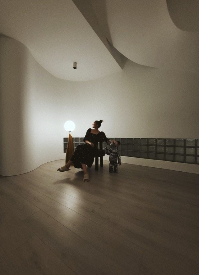 Mỹ nhân Vbiz 40 tuổi mới lấy chồng, không phải làm dâu, sống như bà hoàng trong bạch dinh 1000m²- Ảnh 11. Mỹ nhân Vbiz 40 tuổi mới lấy chồng, không phải làm dâu, sống như bà hoàng trong bạch dinh 1000m²- Ảnh 11.