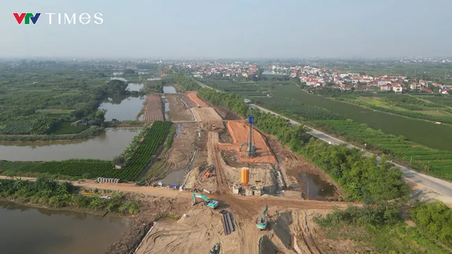 Tuyến đường di sản dọc sông Hồng gần 10.000 tỷ đồng đang thành hình- Ảnh 6. Tuyến đường di sản dọc sông Hồng gần 10.000 tỷ đồng đang thành hình- Ảnh 6.