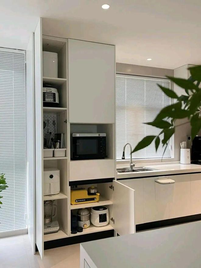 Căn nhà đầu tôi khổ sở vì tủ bếp, sang nhà thứ hai, tôi quyết đổi thiết kế và bếp đẹp ngoài sức tưởng tượng- Ảnh 4. Căn nhà đầu tôi khổ sở vì tủ bếp, sang nhà thứ hai, tôi quyết đổi thiết kế và bếp đẹp ngoài sức tưởng tượng- Ảnh 4.