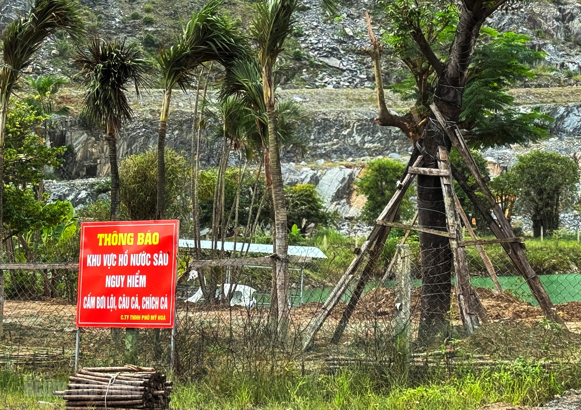 Cận cảnh thi công tượng Phật khổng lồ ở Đà Nẵng, gần 10 năm chưa hoàn thành- Ảnh 8. Cận cảnh thi công tượng Phật khổng lồ ở Đà Nẵng, gần 10 năm chưa hoàn thành- Ảnh 8.