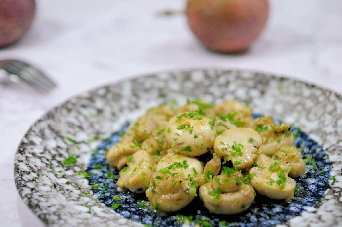 Không phải rau củ, loại thực phẩm tự nhiên "giống thuốc nhất" phòng ngừa nhiều bệnh tật, chợ Việt bán đủ loại, giá rất rẻ- Ảnh 1.