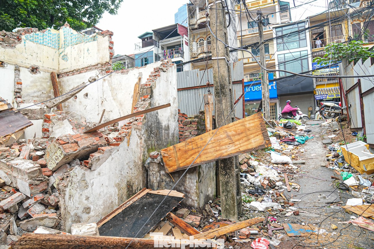 Dự án đường Vành đai 1 đoạn Hoàng Cầu - Voi Phục 'thần tốc' giải phóng mặt bằng- Ảnh 9.