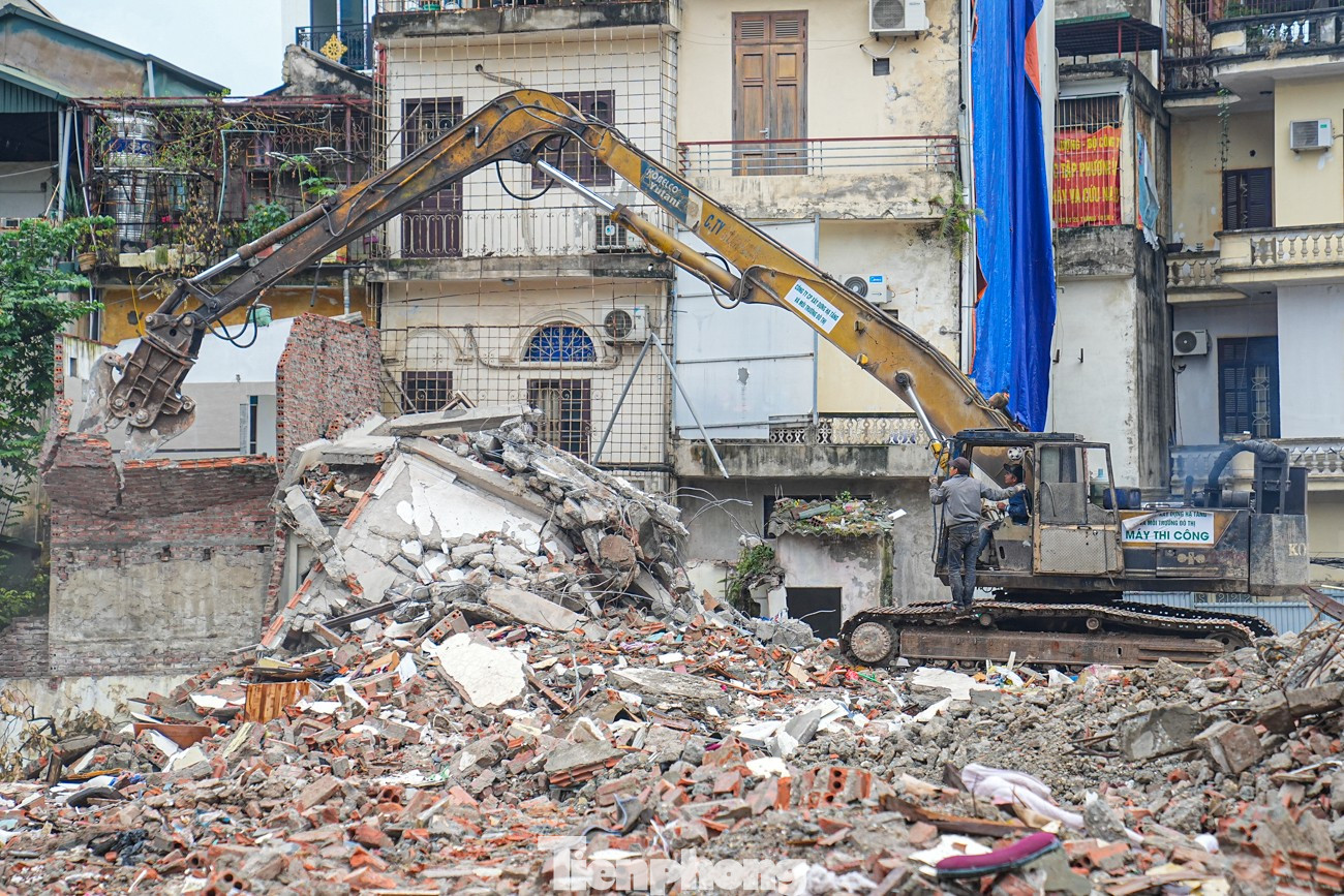 Dự án đường Vành đai 1 đoạn Hoàng Cầu - Voi Phục 'thần tốc' giải phóng mặt bằng- Ảnh 5.