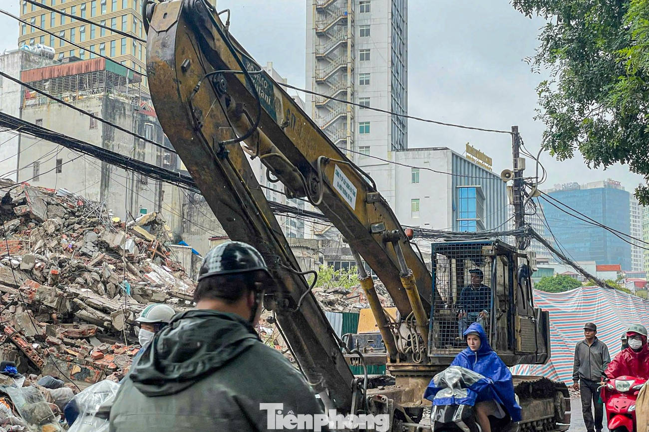 Dự án đường Vành đai 1 đoạn Hoàng Cầu - Voi Phục 'thần tốc' giải phóng mặt bằng- Ảnh 4.