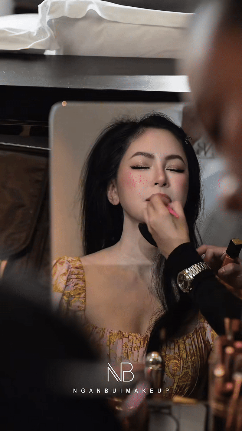 Cam thường zoom cận của phu nhân tỷ phú Thuỷ Tiên: Gọi mẹ vợ trẻ đẹp nhất Việt Nam quá xứng đáng!- Ảnh 2.