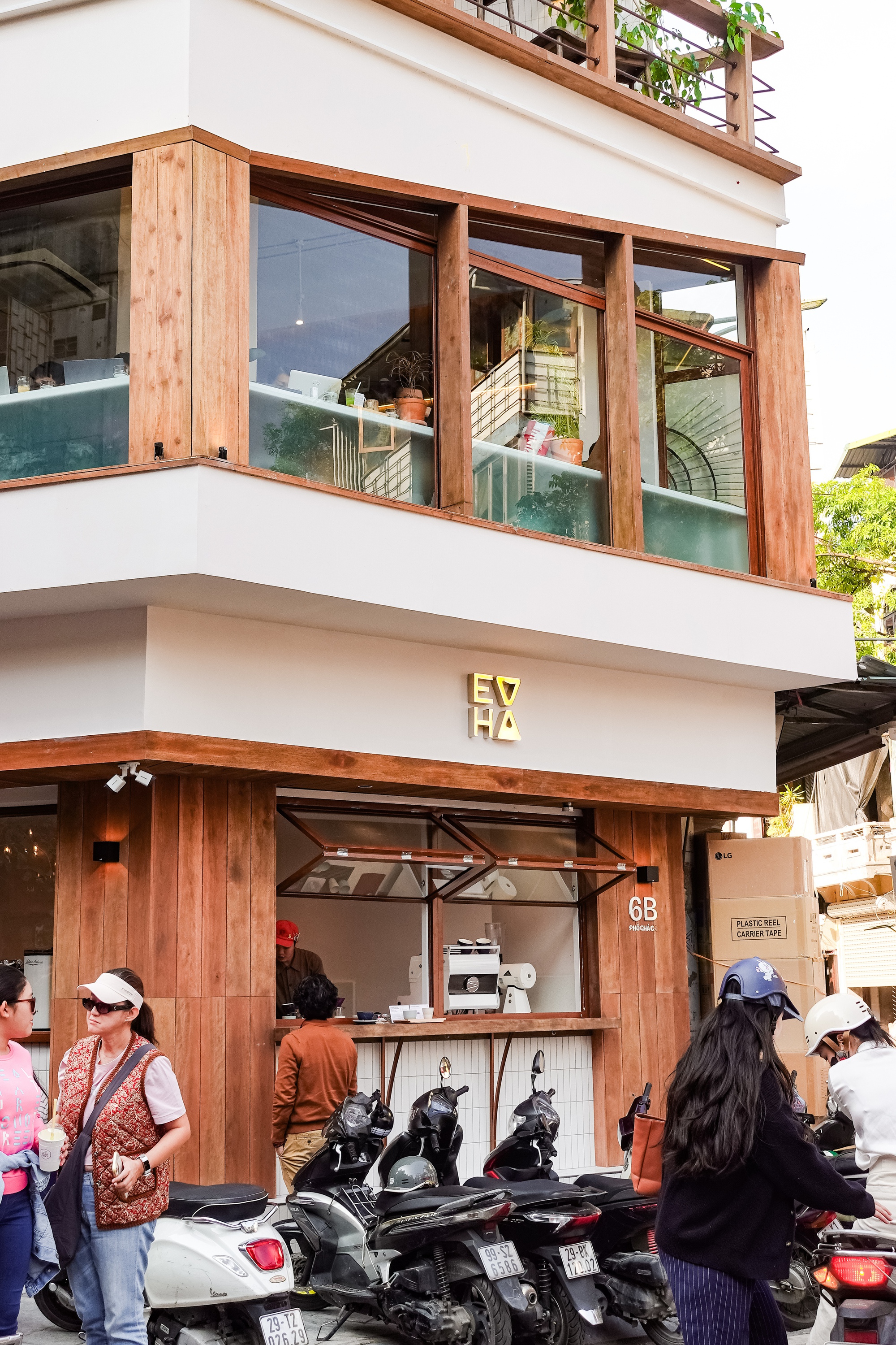 Lần đầu tiên có mặt tại Hà Nội, thương hiệu cà phê mới của "cha đẻ" The Coffee House có gì hot?- Ảnh 3.